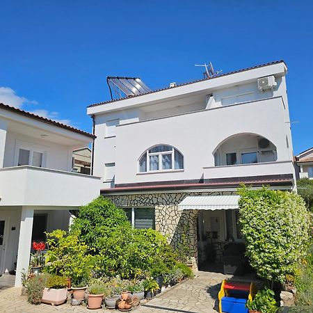 Apartmani Kurjaković - Punat Bagian luar foto