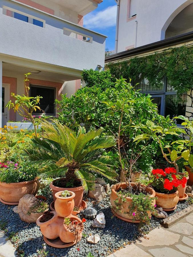 Apartmani Kurjaković - Punat Bagian luar foto
